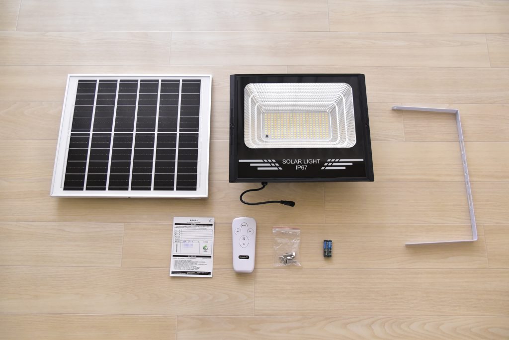 賽思能源1500W太陽能投射燈組合